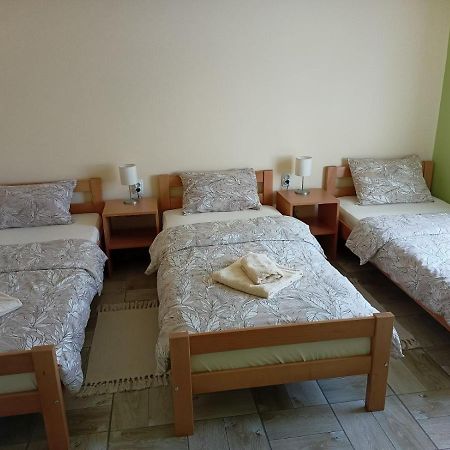 Apartman Fiva Apartment Pacir Luaran gambar