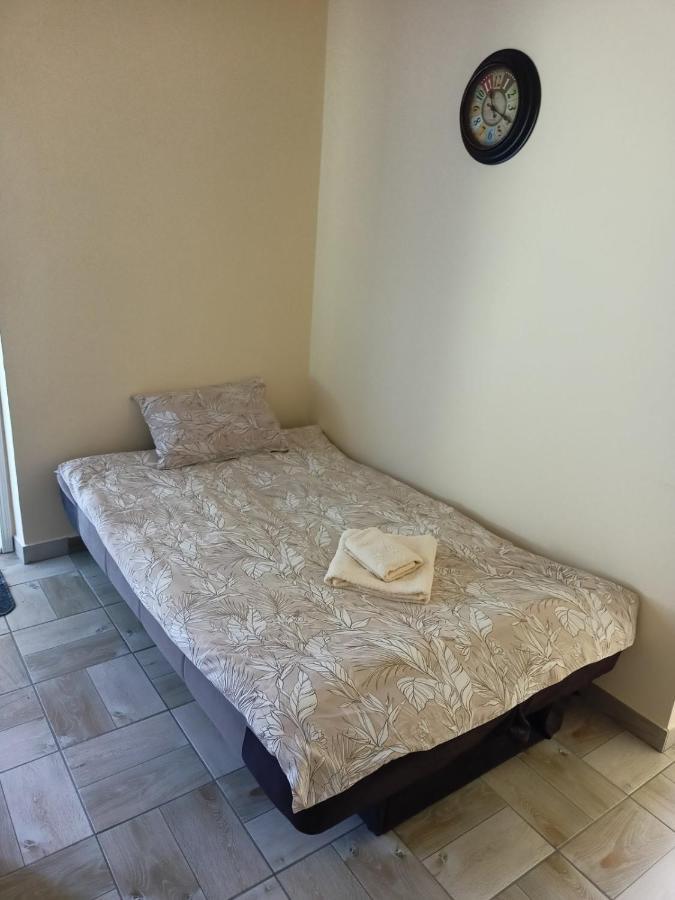 Apartman Fiva Apartment Pacir Luaran gambar