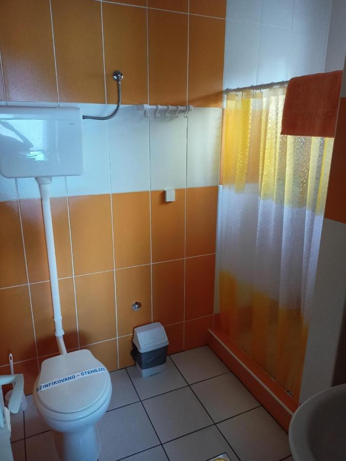 Apartman Fiva Apartment Pacir Luaran gambar