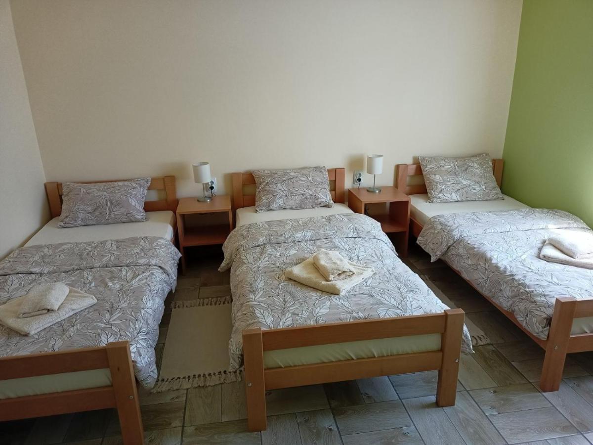 Apartman Fiva Apartment Pacir Luaran gambar