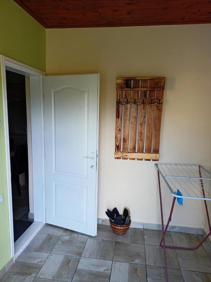 Apartman Fiva Apartment Pacir Luaran gambar