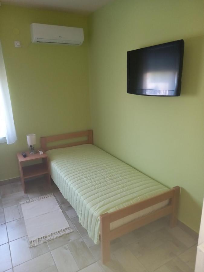 Apartman Fiva Apartment Pacir Luaran gambar