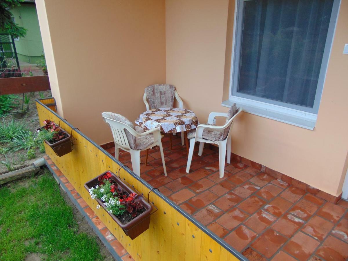 Apartman Fiva Apartment Pacir Luaran gambar